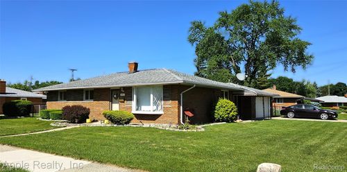 4851 Harrison St, Wayne, MI, 48184-2218 | Card Image