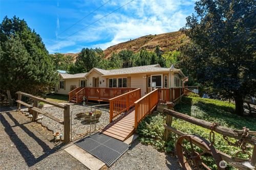 112 Tumalum Ln, Pomeroy, WA, 99347-8630 | Card Image