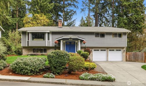 3305 27th St Se, Puyallup, WA, 98374-4111 | Card Image