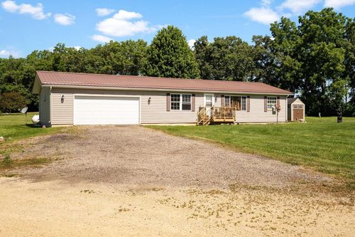 N6893 English Settlement Road, ALBANY, WI, 53502 | Card Image