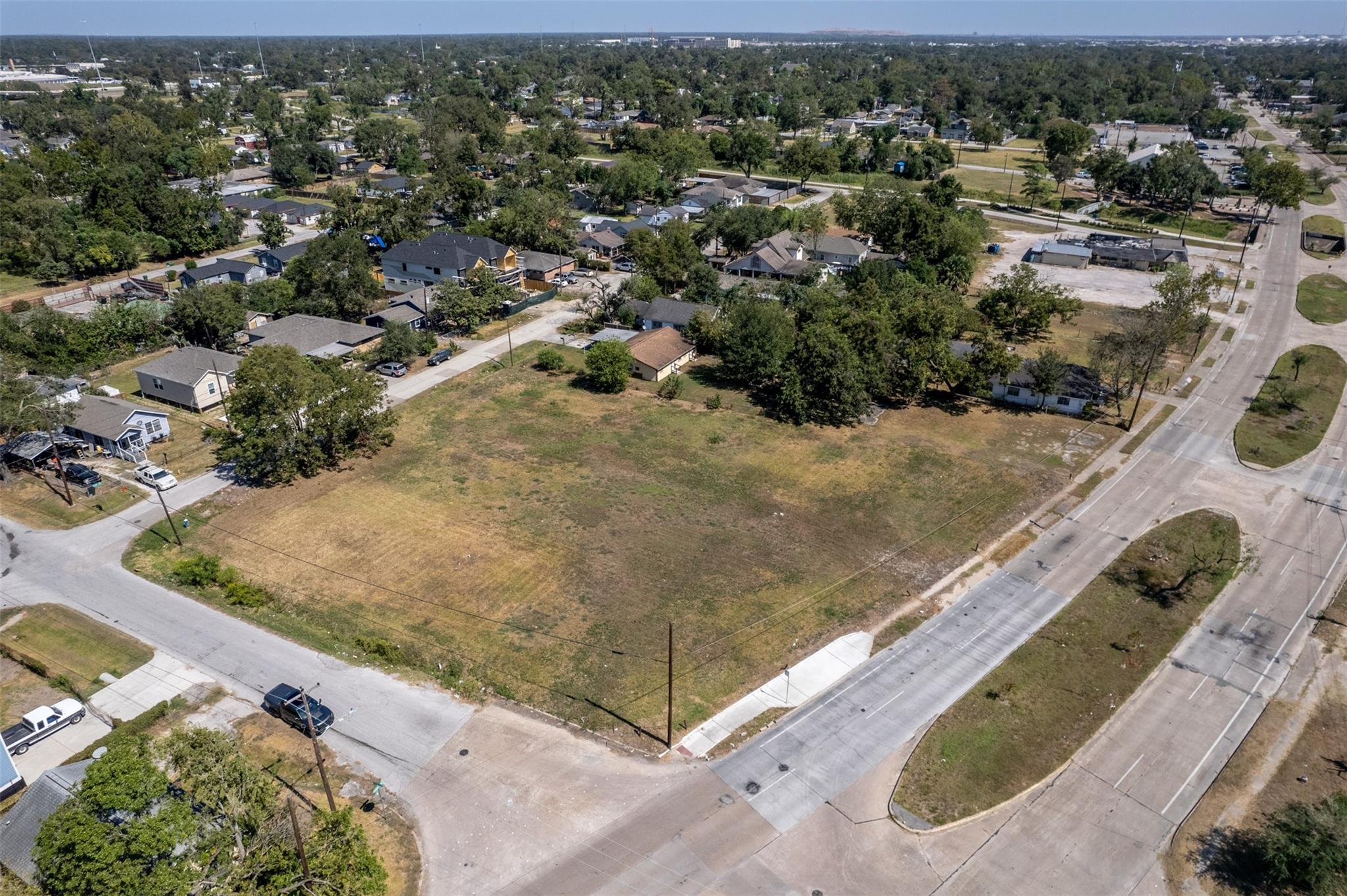 Land in Houston 3