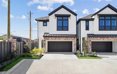 9221 Washington Ave, Houston, TX, 77007 | Card Image