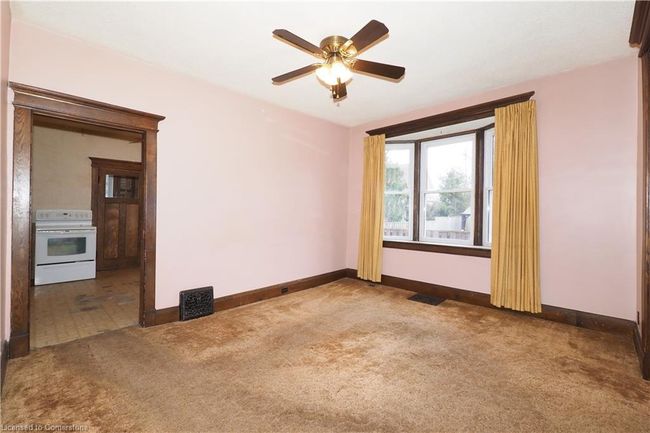 227 Waterloo St N, House other with 4 bedrooms, 1 bathrooms and 2 parking in Cambridge ON | Image 13