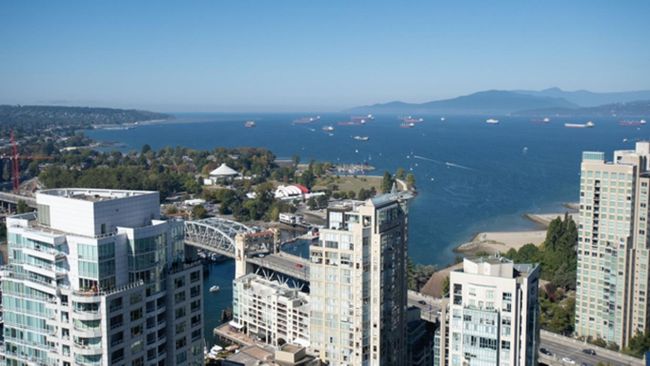 4206 - 1480 Howe Street, Condo with 2 bedrooms, 0 bathrooms and 2 parking in Vancouver BC | Image 12