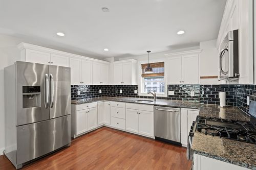 3-215 Main St, Maynard, MA, 01754-2518 | Card Image