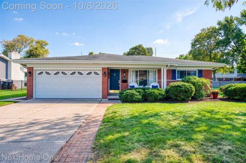 38521 Roycroft St, Livonia, MI, 48154-1317 | Card Image