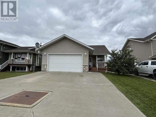 8716 114 Ave, Fort St. John, BC, V1J0C3 | Card Image