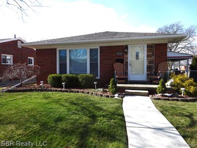 15412 Cynthia Street, Home with 3 bedrooms, 2 bathrooms and null parking in Southgate MI | Image 1