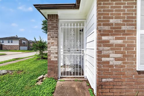 13426 Sanderford Ln, Houston, TX, 77083-7726 | Card Image