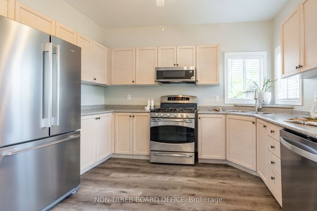 38 Pentland Rd, House other with 3 bedrooms, 3 bathrooms and 2 parking in Waterdown ON | Image 12