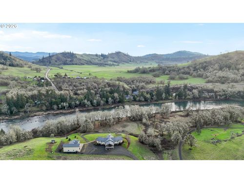 230 Anderson Ln, Roseburg, OR, 97470 | Card Image