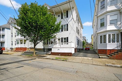 113 Eugenia St, New Bedford, MA, 02745-6902 | Card Image