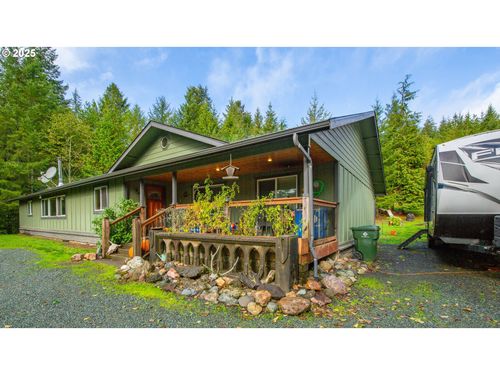 68155 Ridge Rd, North Bend, OR, 97459-7517 | Card Image