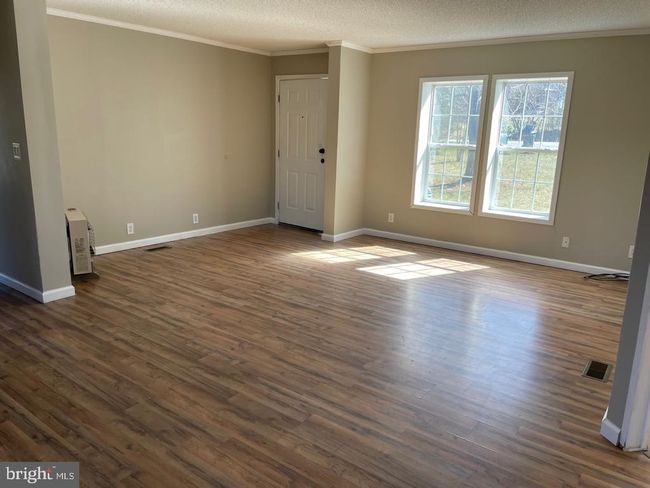 18393 Gaskins Ln, House other with 3 bedrooms, 2 bathrooms and null parking in JEFFERSONTON VA | Image 6