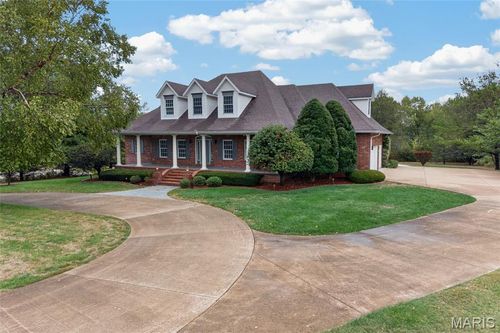 1518 Arbour Dr, Lebanon, MO, 65536-4477 | Card Image