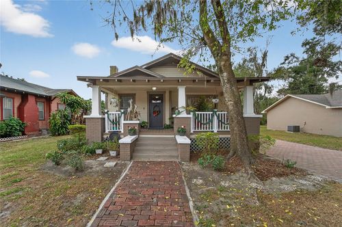 401 W Saunders St, PLANT CITY, FL, 33563-2405 | Card Image