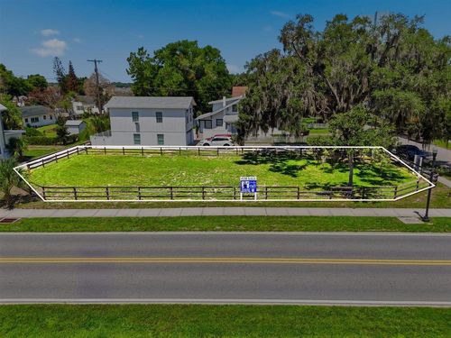 702 Avenue A, WINTER HAVEN, FL, 33880 | Card Image