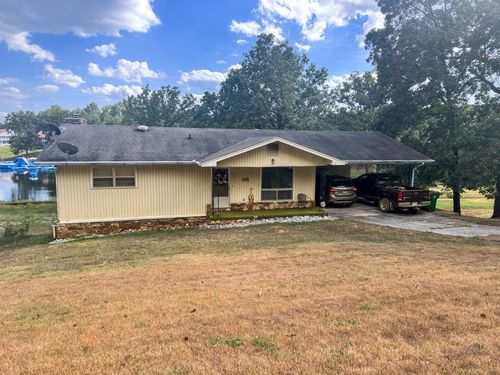 105 Emerald Ln, Horseshoe Bend, AR, 72512-3809 | Card Image
