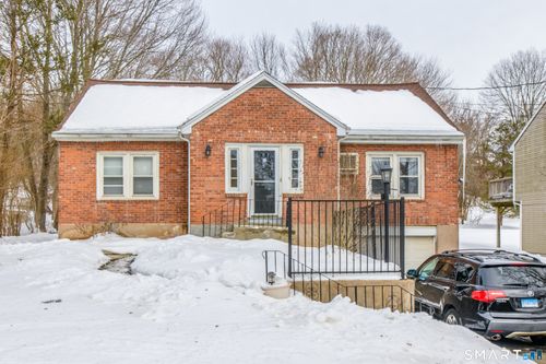 678 Bartholomew Rd, Middletown, CT, 06457-5610 | Card Image