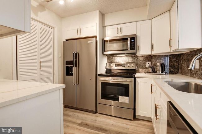 APT-201B - 1511 Lincoln Way, Condo with 2 bedrooms, 2 bathrooms and null parking in MCLEAN VA | Image 15