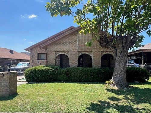 716 E Harvey Ave, Fort Worth, TX, 76104-5035 | Card Image