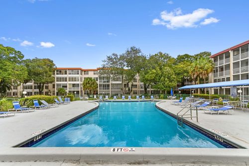 422-2650 Nw 49th Ave, Lauderdale Lakes, FL, 33313-2690 | Card Image