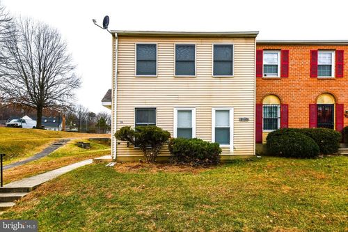 2115 N Anvil Ln, TEMPLE HILLS, MD, 20748-4293 | Card Image