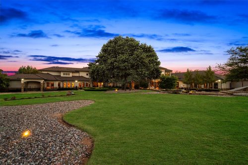 940 W Dove Rd, Southlake, TX, 76092-1900 | Card Image