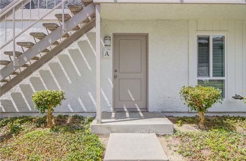 a-2861 S Fairview St, Santa Ana, CA, 92704-5930 | Card Image