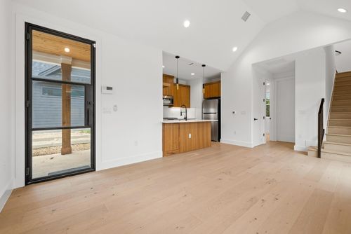 2-7706 Watson St, Austin, TX, 78757-1540 | Card Image
