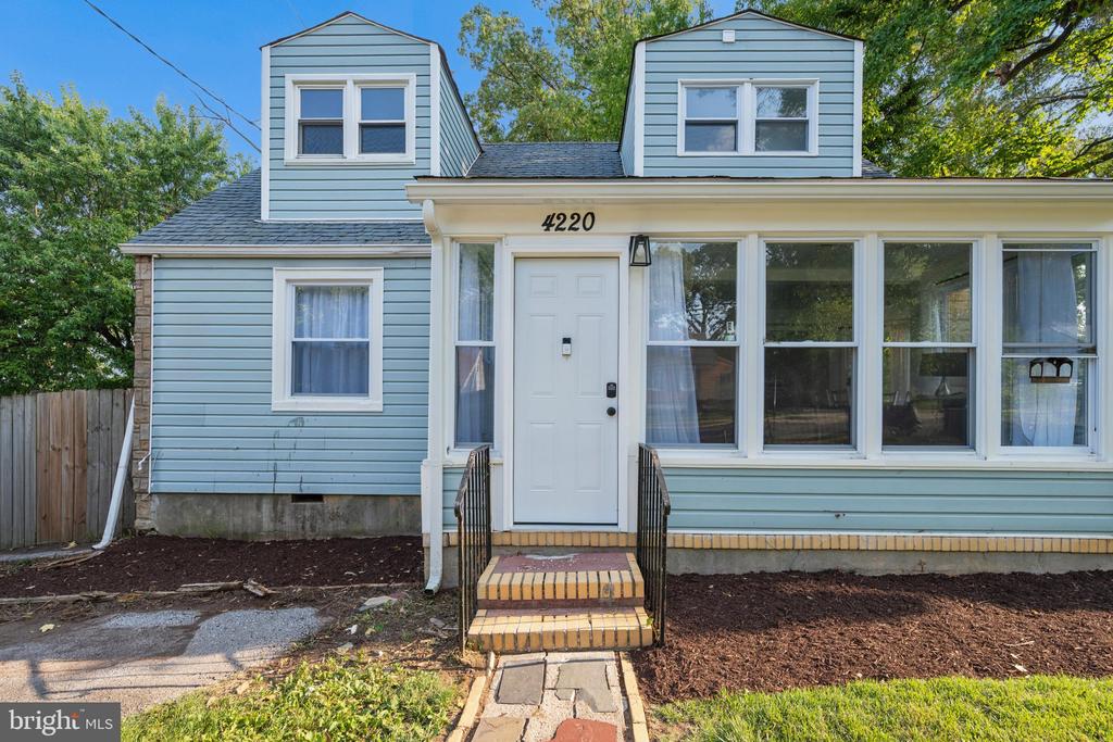 Residential in HYATTSVILLE 2