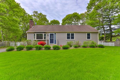 17 Outpost Ln, Centerville, MA, 02632-1508 | Card Image