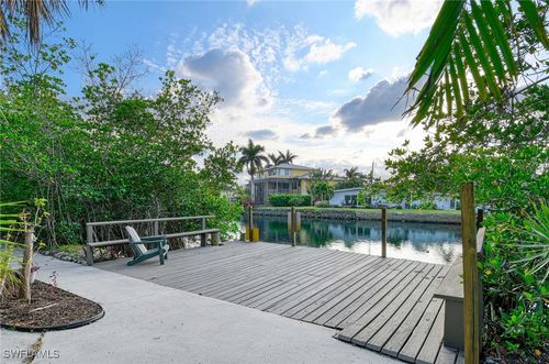 27285 Belle Rio Dr, BONITA SPRINGS, FL, 34135-4430 | Card Image
