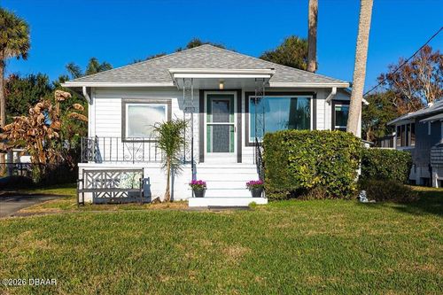 4113 S Peninsula Dr, PORT ORANGE, FL, 32127-6615 | Card Image