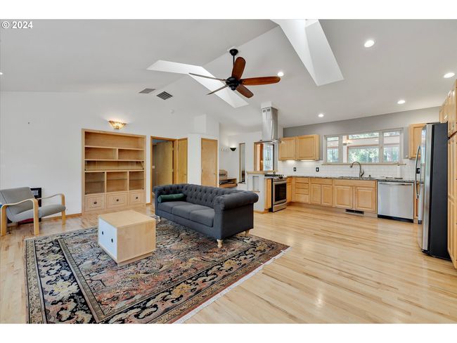 Great Room | Image 10