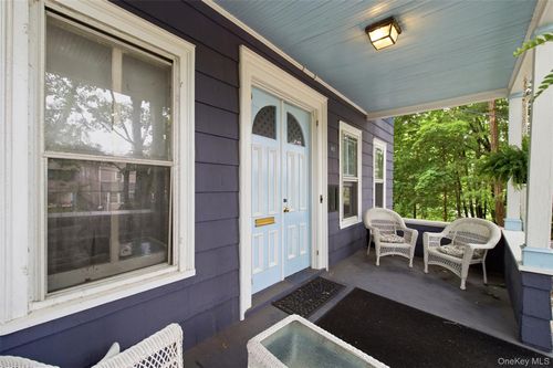 40 Scudder Avenue, Huntington, NY, 11768 | Card Image
