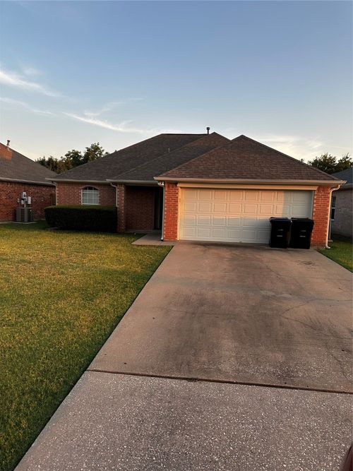 3505 Shelby Ave, Greenville, TX, 75402-6257 | Card Image