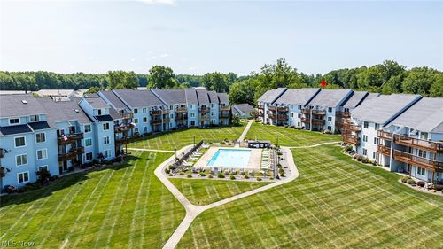 423-6035 Lake Rd W, Ashtabula, OH, 44004-8649 | Card Image