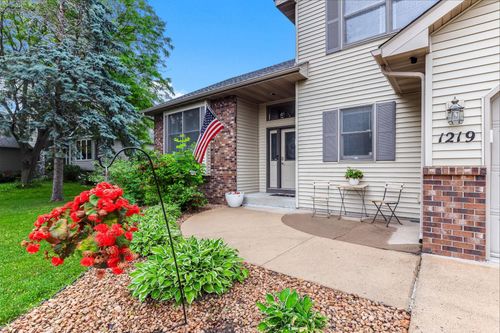 1219 15th St Se, Forest Lake, MN, 55025-2074 | Card Image