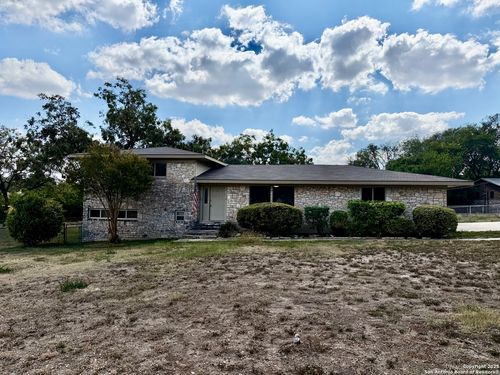 1236 E Live Oak Rd, Schertz, TX, 78154-2725 | Card Image