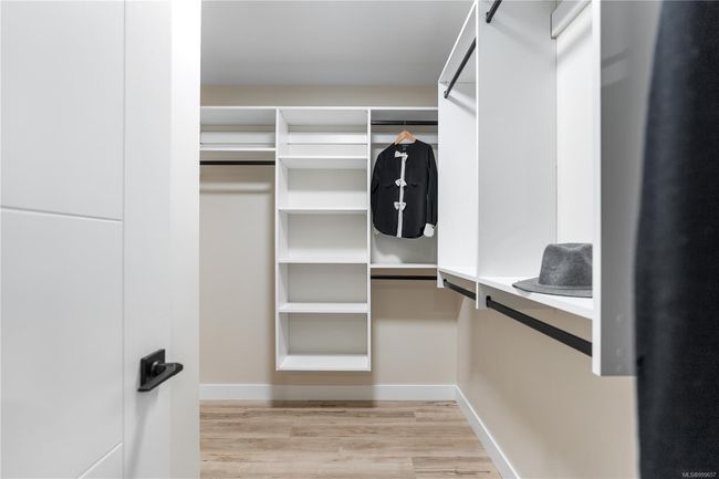 720 Stonebrook Lane, House other with 3 bedrooms, 3 bathrooms and 1 parking in Langford BC | Image 11