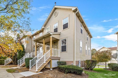 22-4-650 Littleton Trl, Elgin, IL, 60120-7008 | Card Image