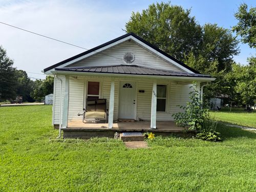 606 Park St, Willow Springs, MO, 65793-1323 | Card Image