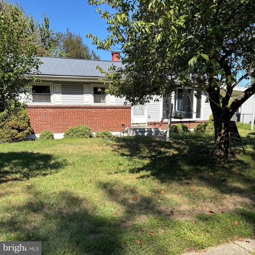 400 E Main St, MARLTON, NJ, 08053-2203 | Card Image