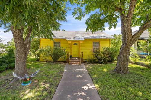 839 W 6th Street, Taylor, TX, 76574 | Card Image