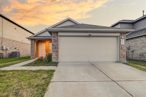 23135 Barrington Bluff Trl, Spring, TX, 77373-2019 | Card Image