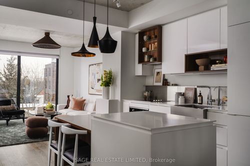 404-383 Sorauren Avenue, Toronto, ON, M6R0A4 | Card Image