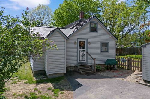 22 2nd St, Claremont, NH, 03743-4307 | Card Image