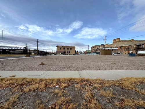 61 E 2nd North St, Green River, WY, 82935-4205 | Card Image