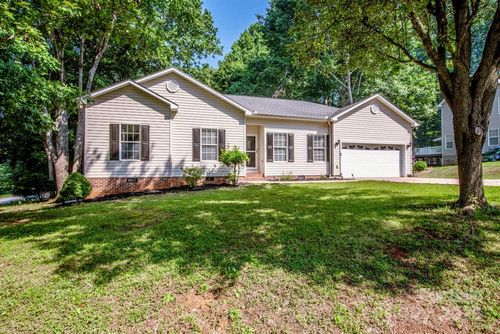 146 Valley Glen Dr, Troutman, NC, 28166-7732 | Card Image